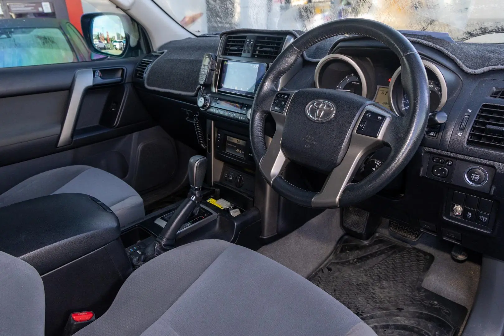 2013 Toyota Landcruiser Prado Gallery Image 7