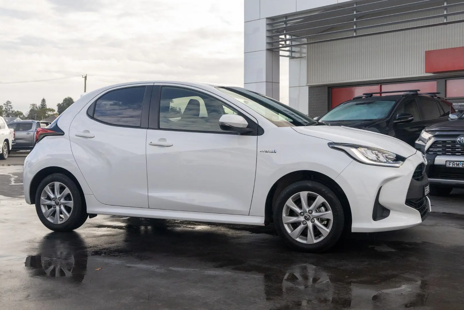 2023 Toyota Yaris Gallery Image 3