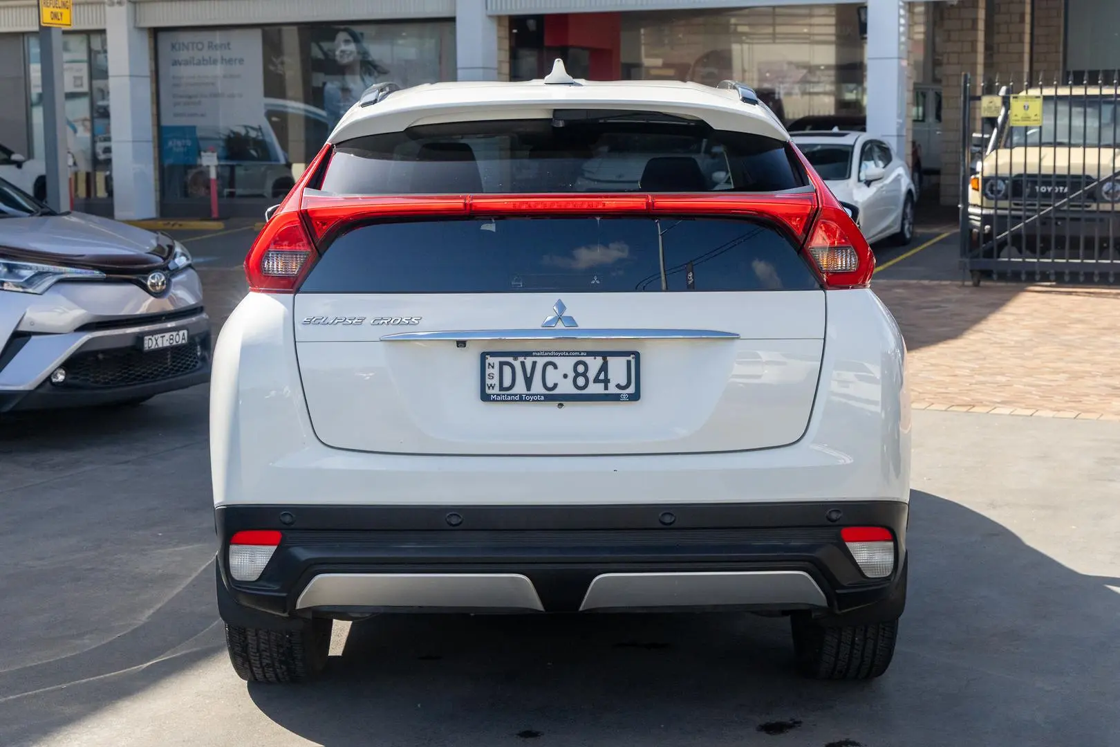 2017 Mitsubishi Eclipse Cross Gallery Image 5