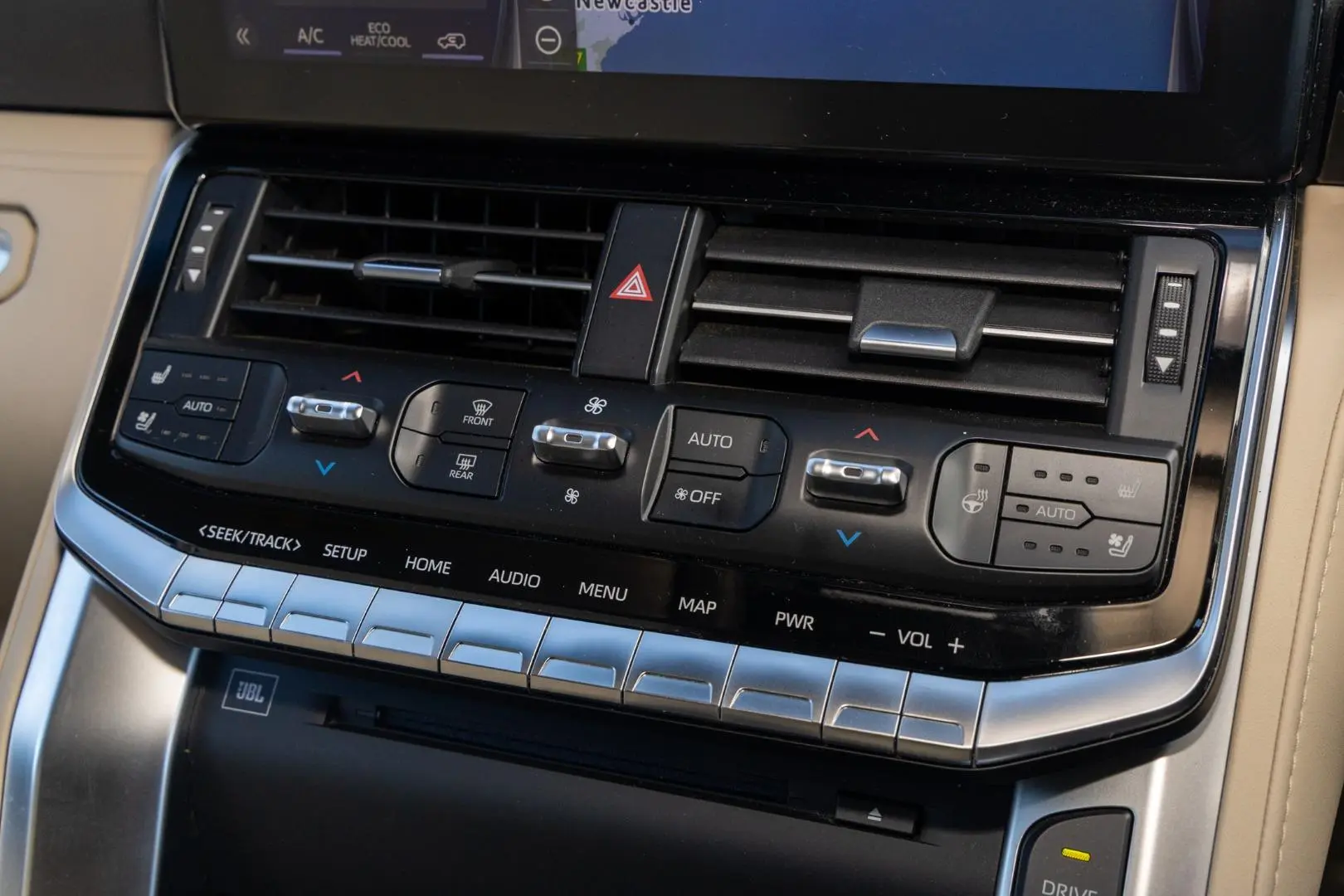 2023 Toyota Landcruiser Gallery Image 17