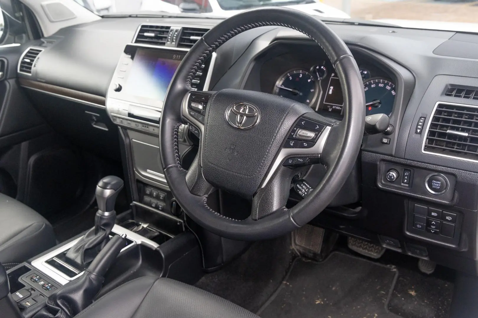 2022 Toyota Landcruiser Prado Gallery Image 7