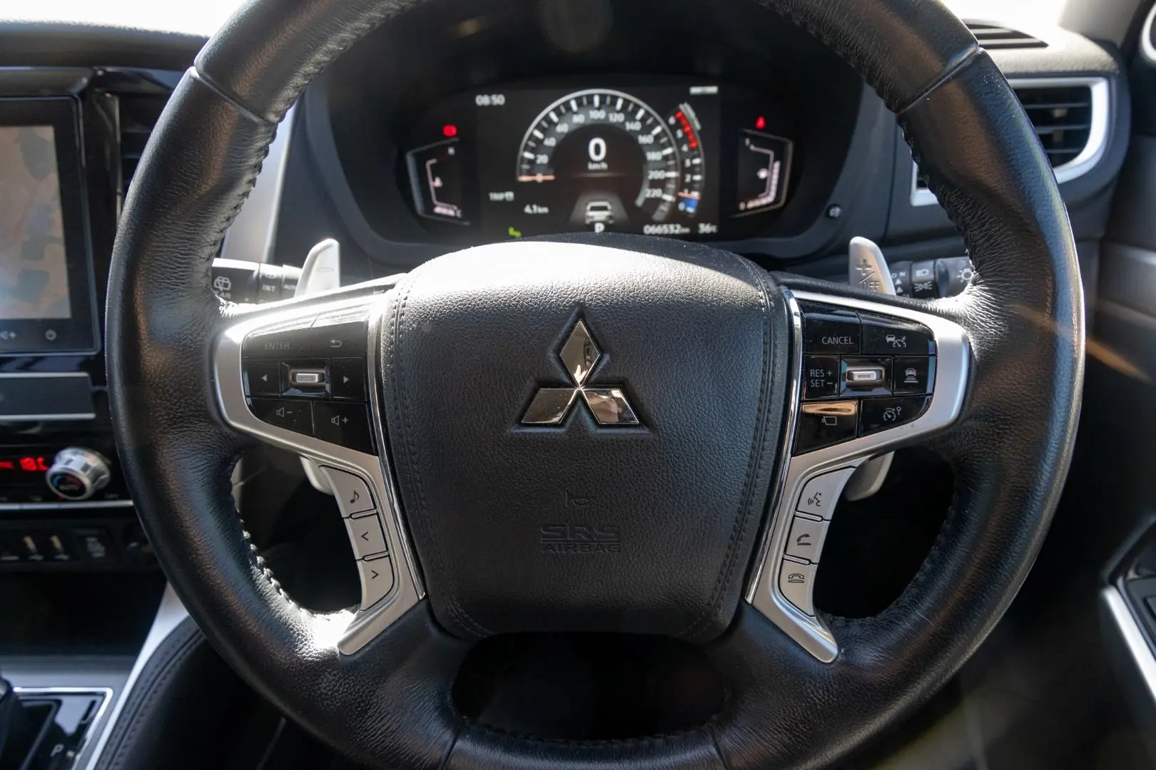 2022 Mitsubishi Pajero Sport Gallery Image 10