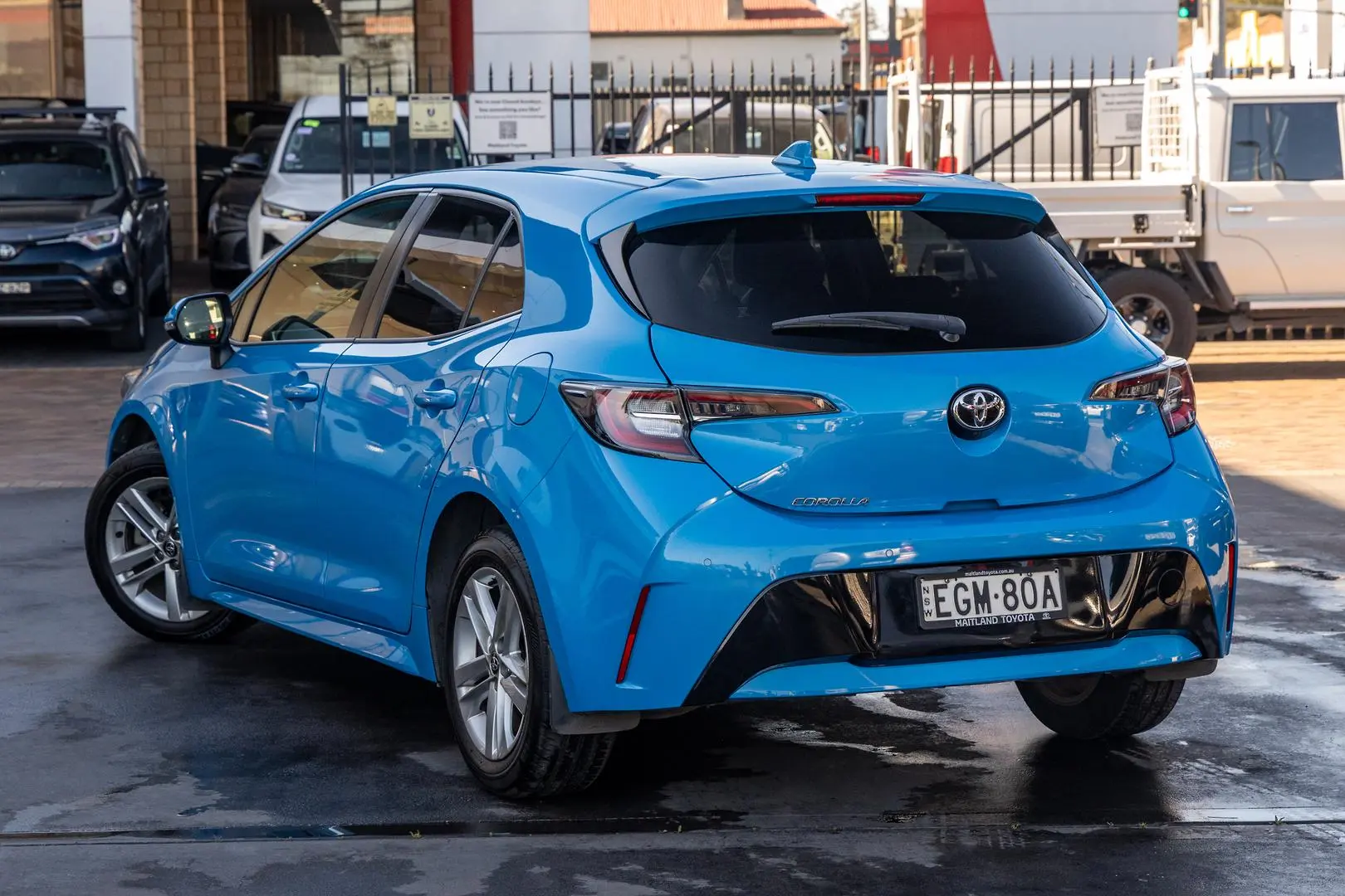 2020 Toyota Corolla Gallery Image 2