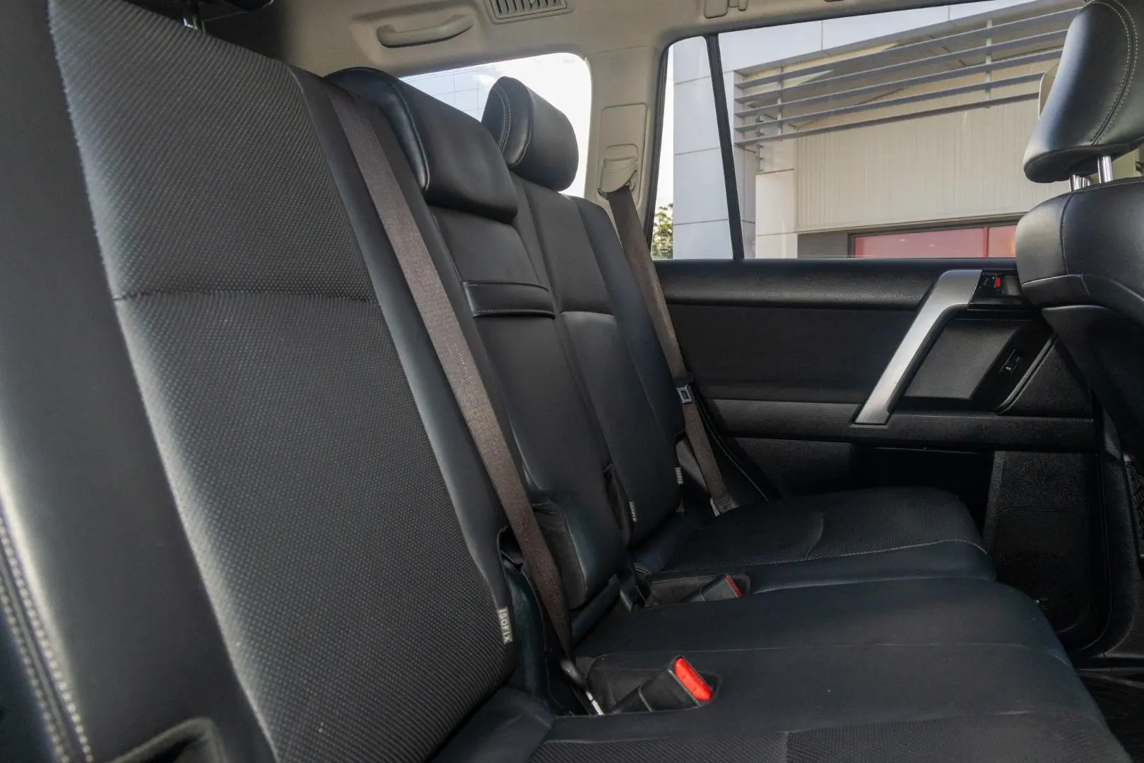 2018 Toyota Landcruiser Prado Gallery Image 9