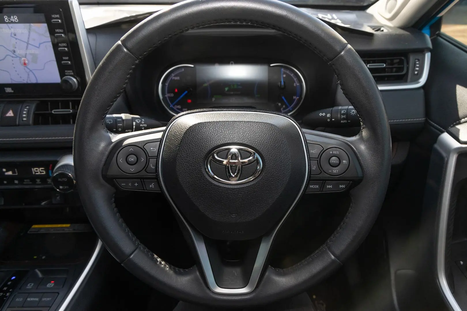 2019 Toyota RAV4 Gallery Image 10