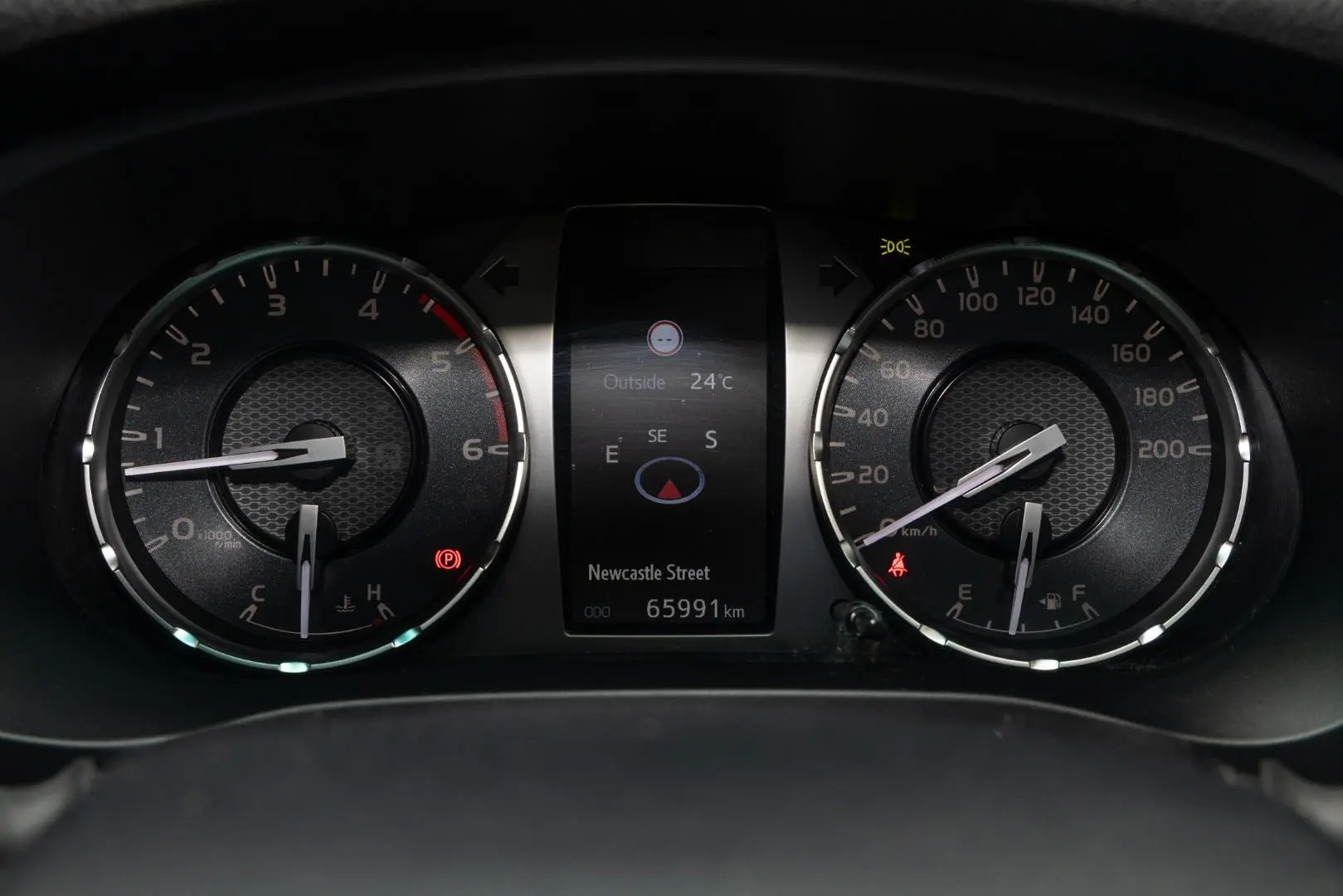 2021 Toyota Hilux Gallery Image 13