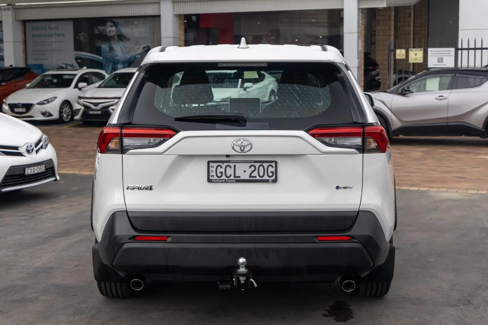 2025 Toyota RAV4 Gallery Image 5