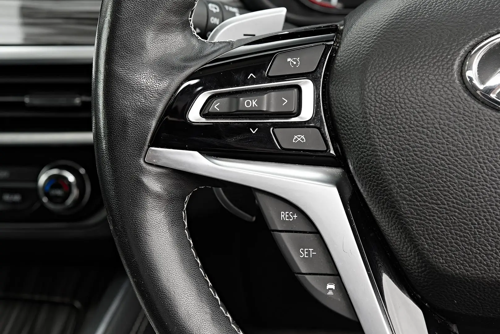 2020 LDV D90 Gallery Image 10