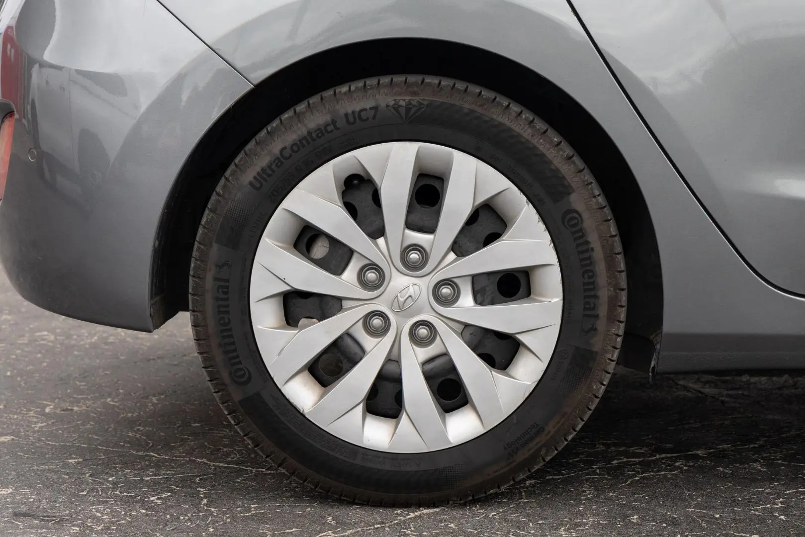 2016 Hyundai i30 Gallery Image 22