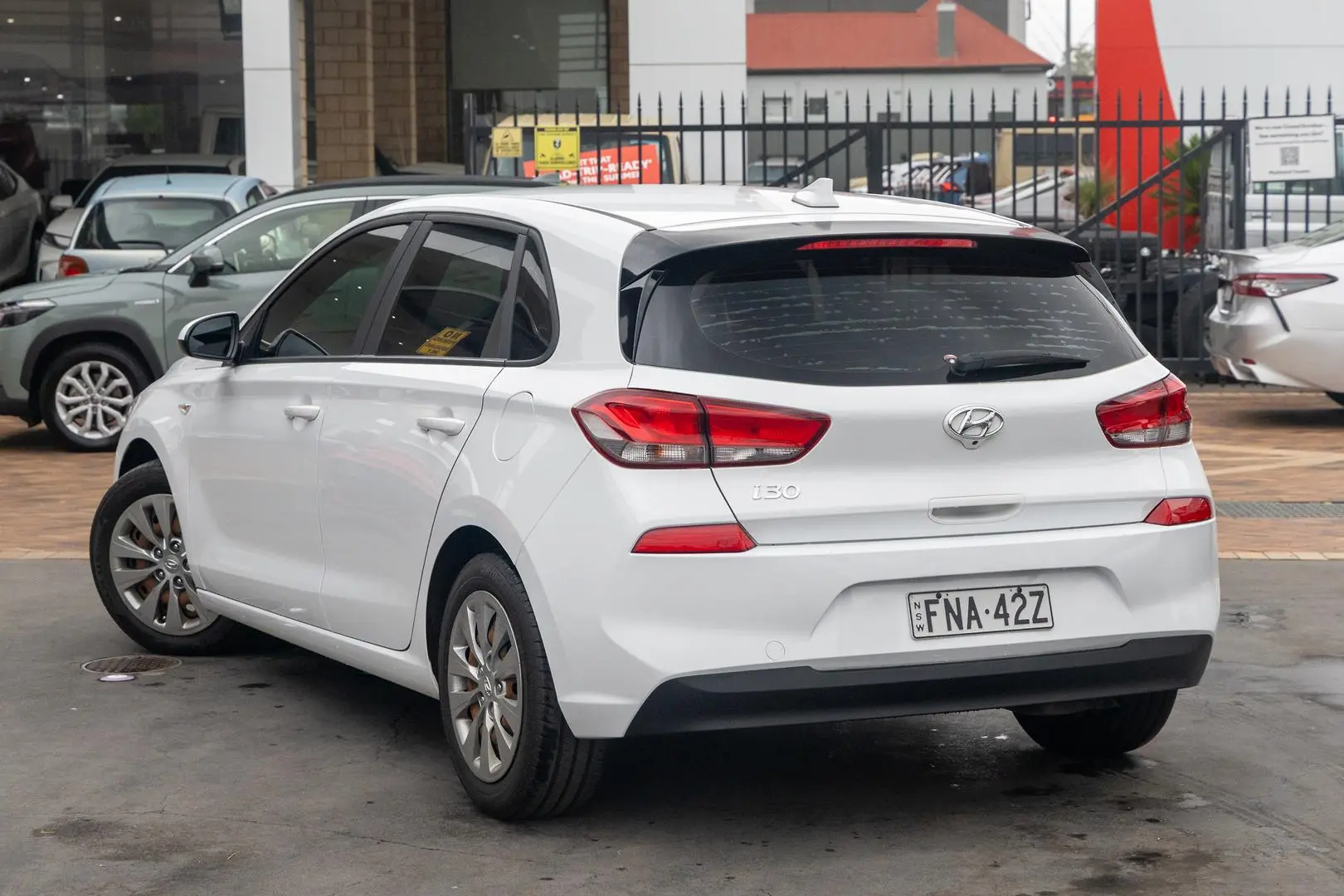 2019 Hyundai i30 Gallery Image 2