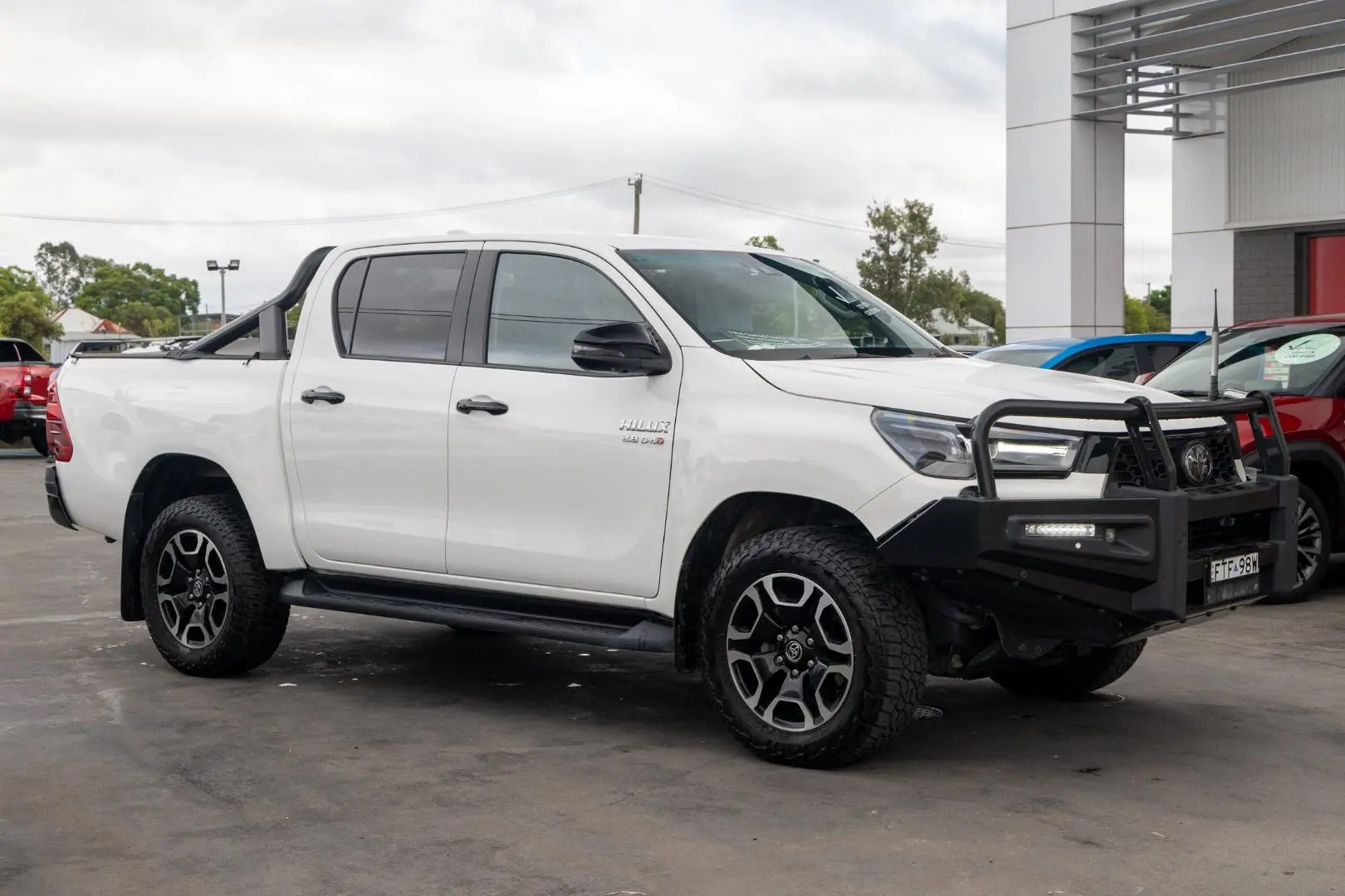 2024 Toyota Hilux Gallery Image 3