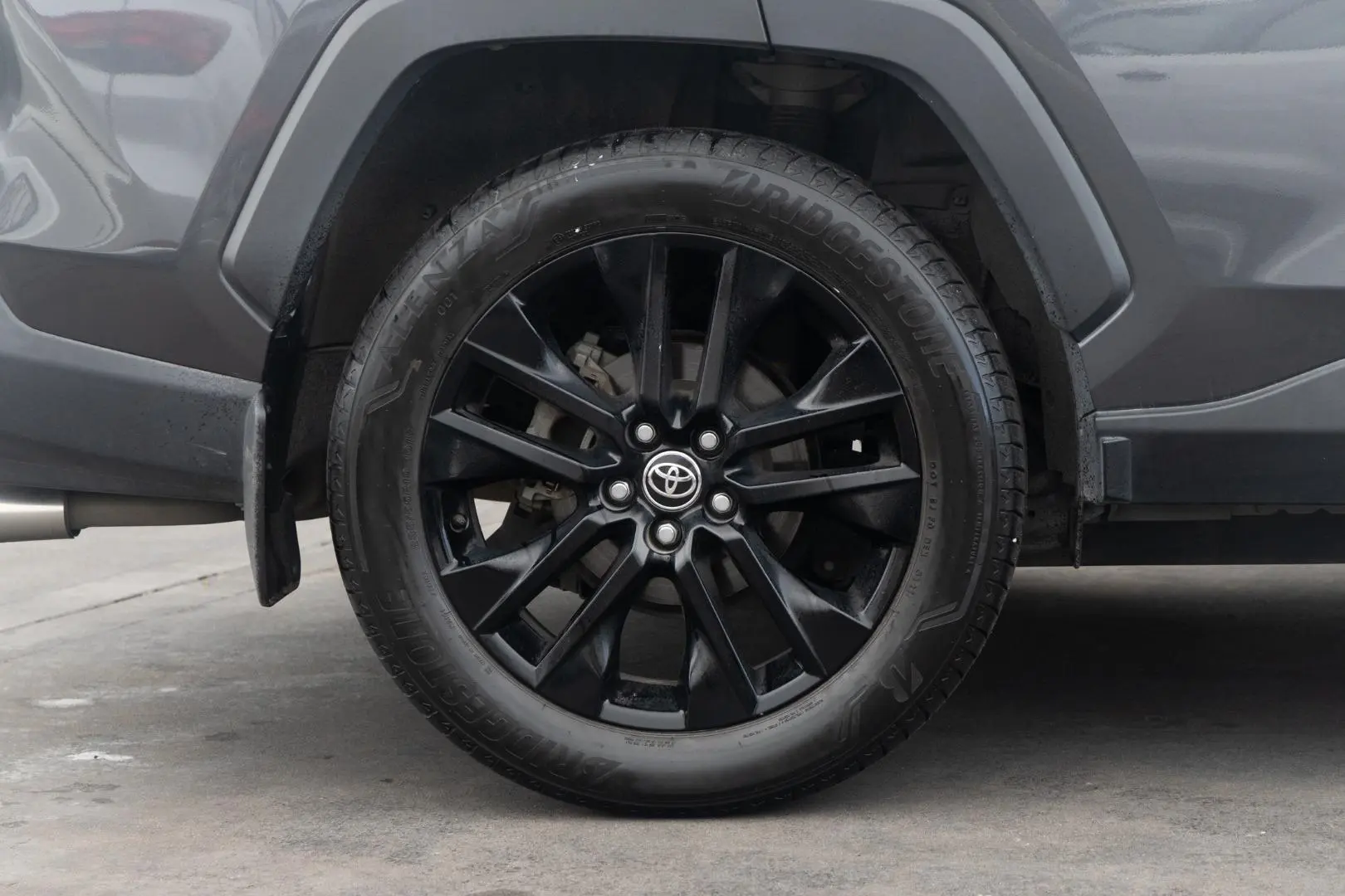 2022 Toyota RAV4 Gallery Image 23
