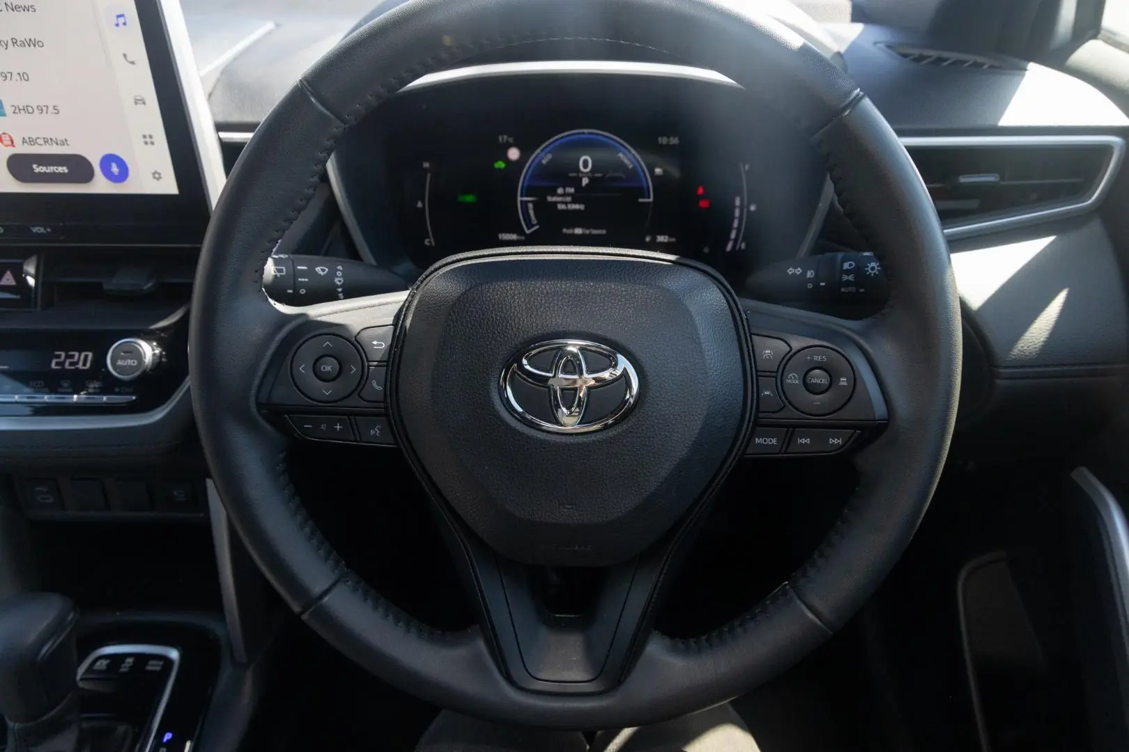 2024 Toyota Corolla Cross Gallery Image 10