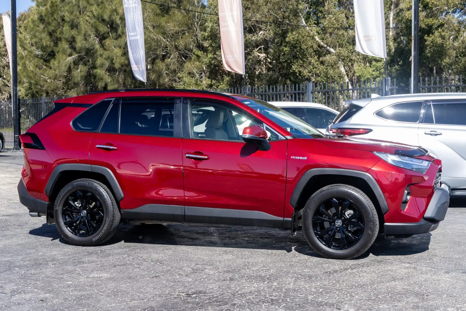 2023 Toyota RAV4 Gallery Image 3