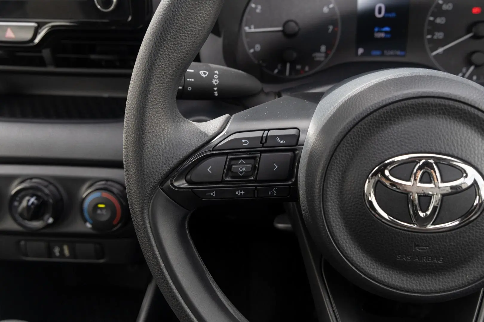 2022 Toyota Yaris Gallery Image 11