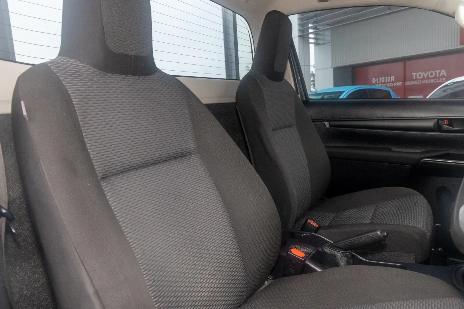 2019 Toyota Hilux Gallery Image 9