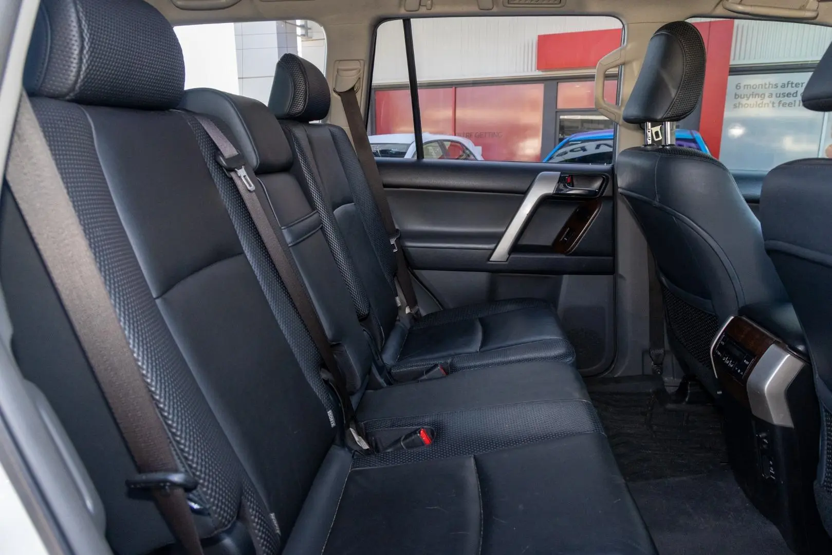 2011 Toyota Landcruiser Prado Gallery Image 9