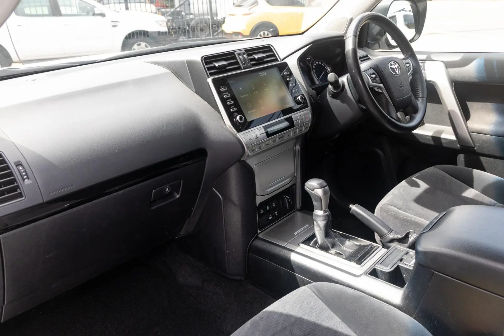 2022 Toyota Landcruiser Prado Gallery Image 8