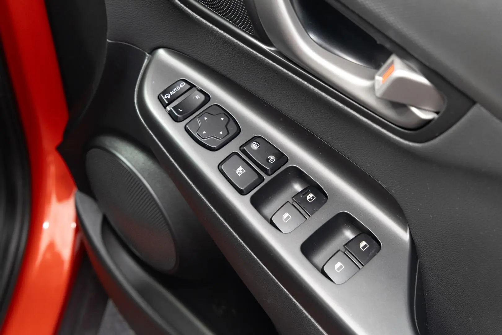 2018 Hyundai Kona Gallery Image 18
