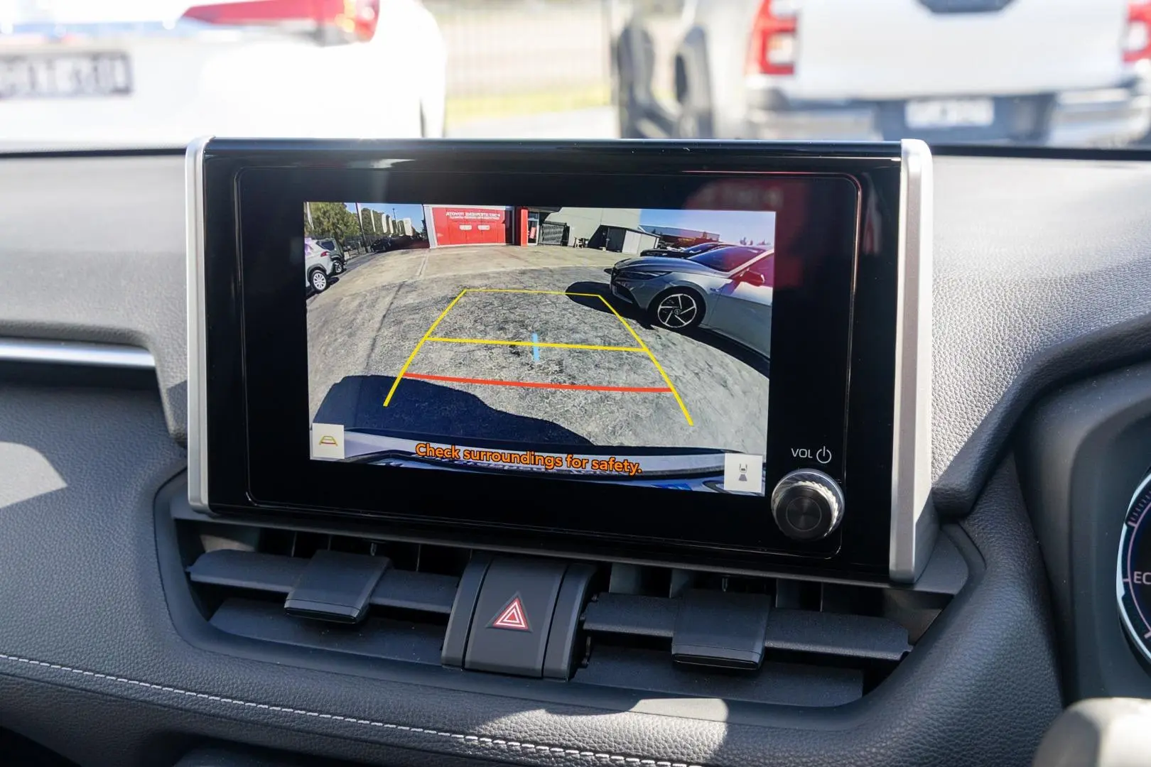 2025 Toyota RAV4 Gallery Image 16