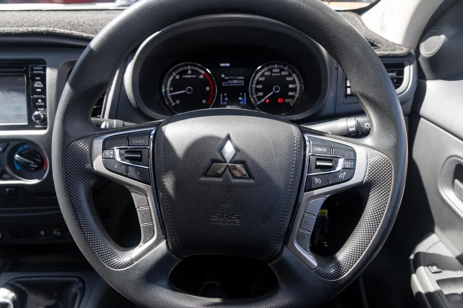 2019 Mitsubishi Triton Gallery Image 10