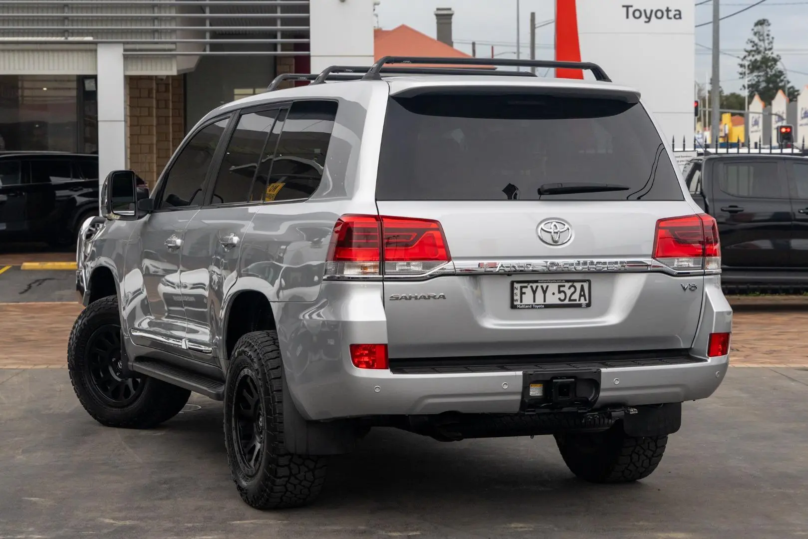 2019 Toyota Landcruiser Gallery Image 2