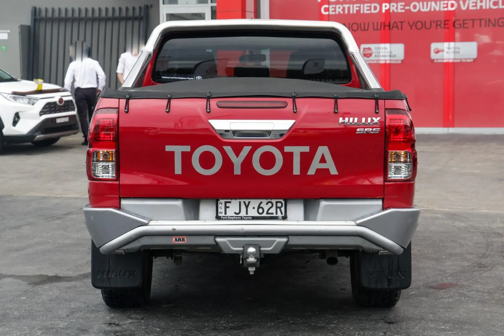 2016 Toyota Hilux Gallery Image 5