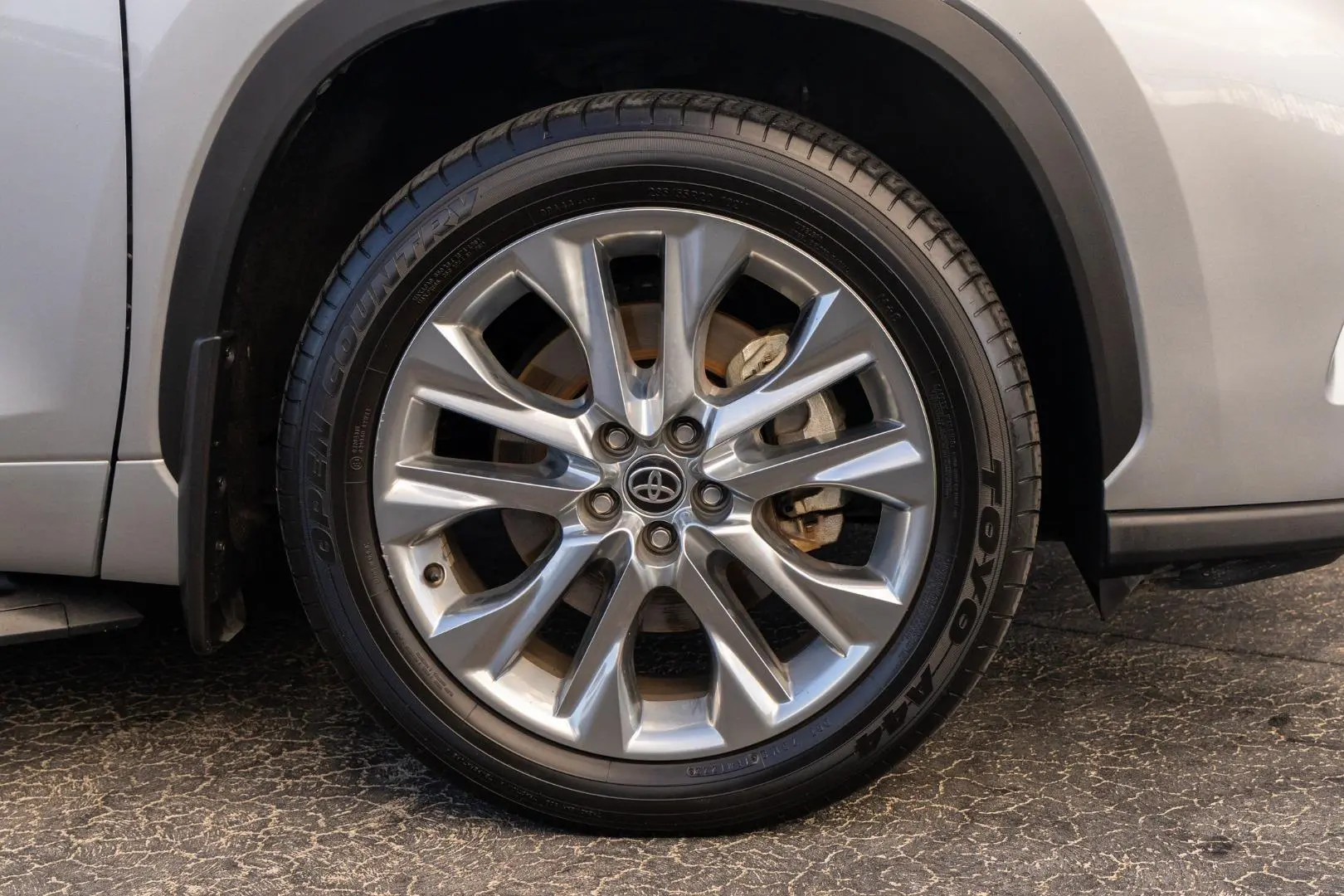 2022 Toyota Kluger Gallery Image 22