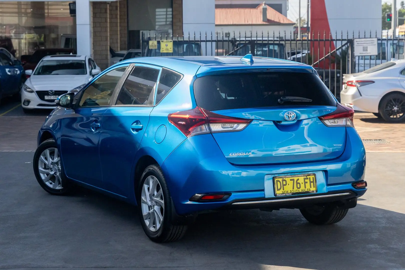 2016 Toyota Corolla Gallery Image 2