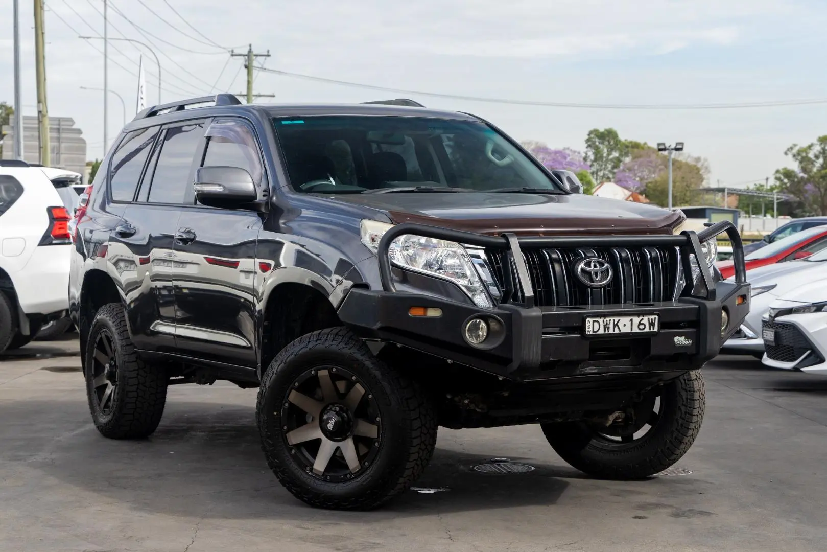 2015 Toyota Landcruiser Prado Gallery Image 1