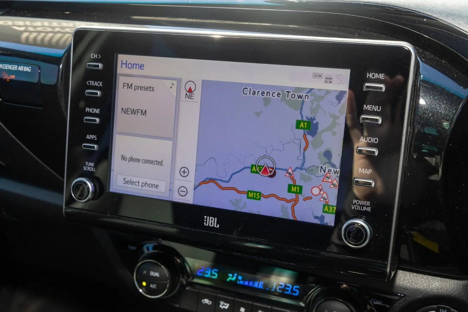 2024 Toyota Hilux Gallery Image 14