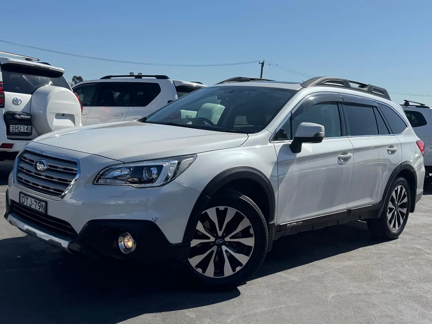 2017 Subaru Outback Gallery Image 4