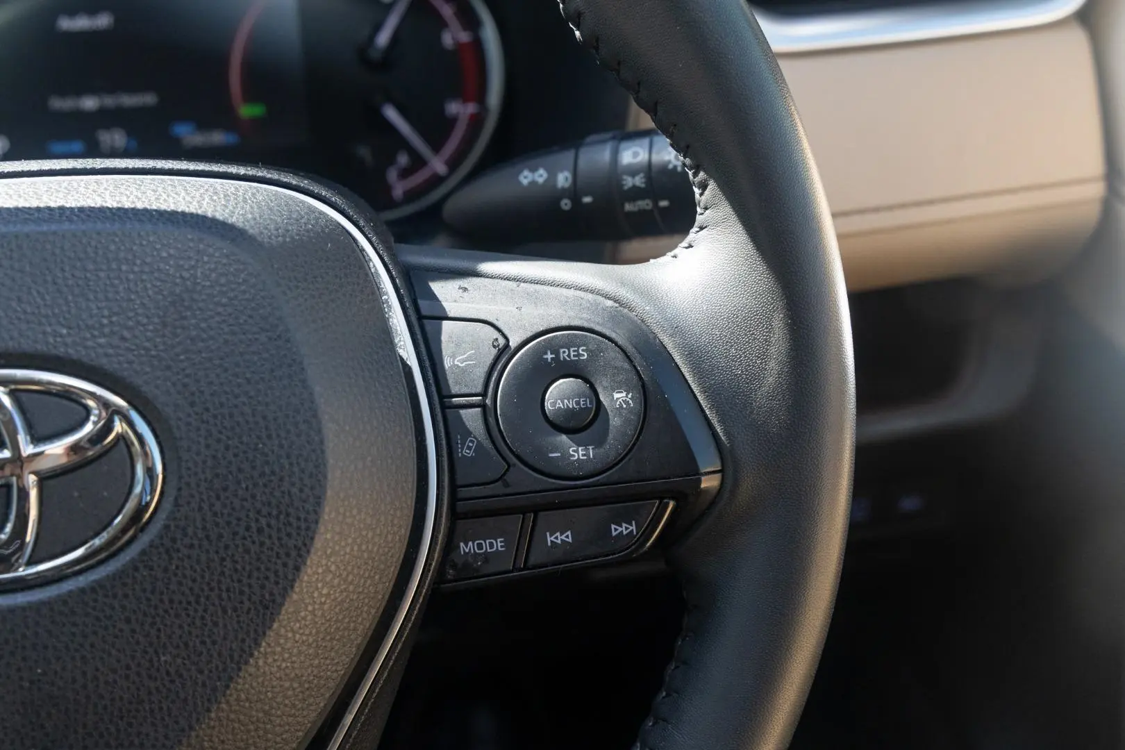 2021 Toyota RAV4 Gallery Image 12