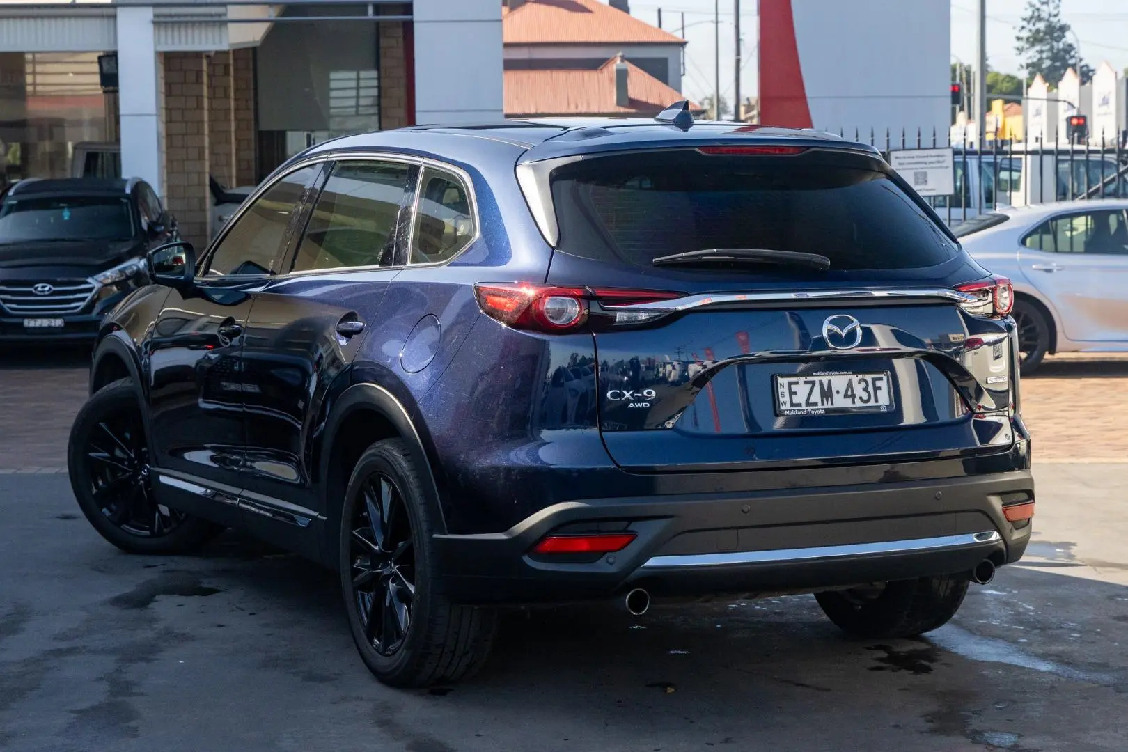 2023 Mazda CX-9 Gallery Image 2