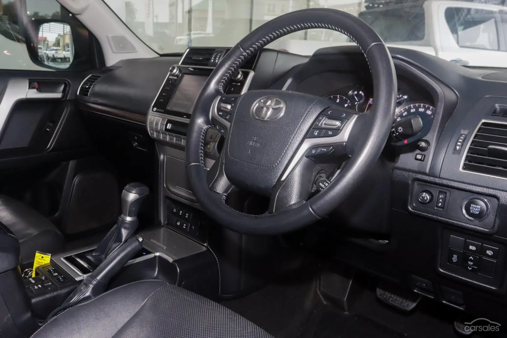 2019 Toyota Landcruiser Prado Image 7
