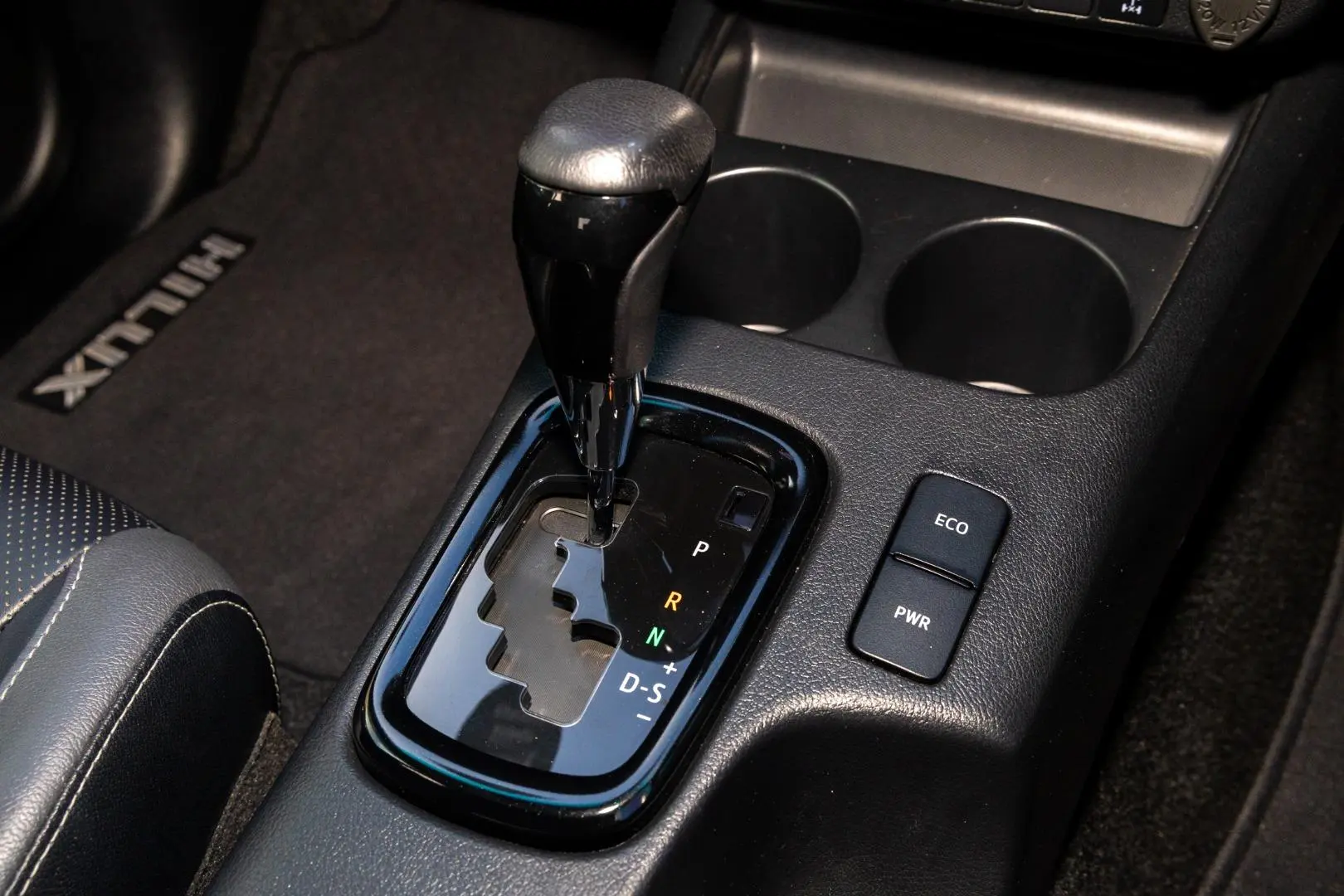 2024 Toyota Hilux Gallery Image 17