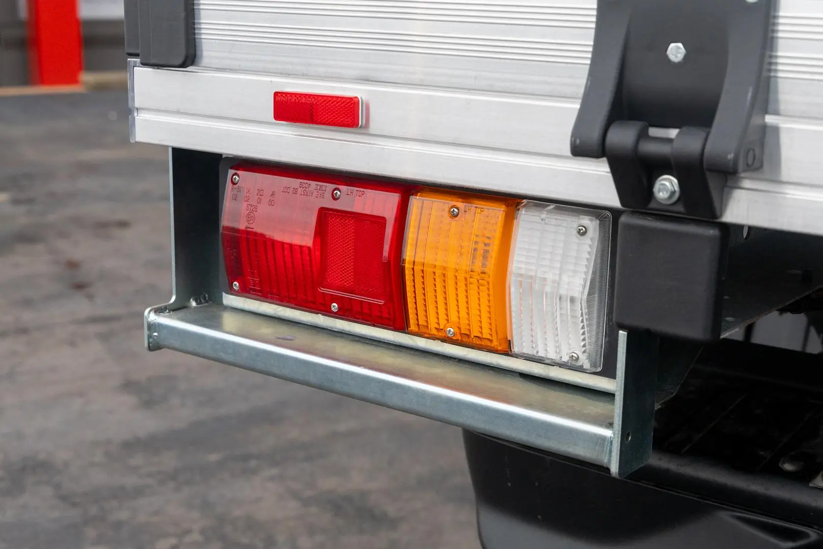 2023 Isuzu D-MAX Gallery Image 20