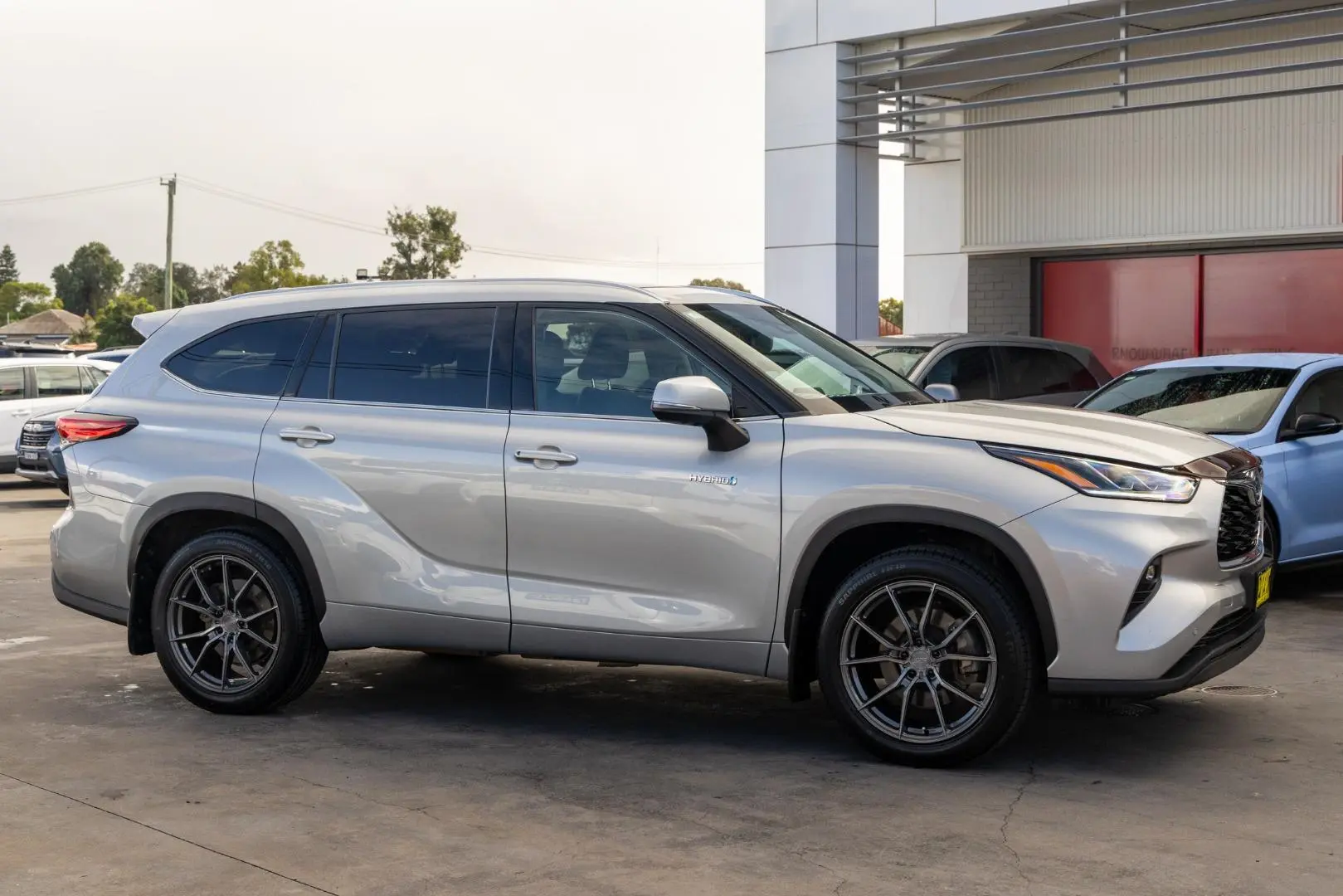 2022 Toyota Kluger Gallery Image 3