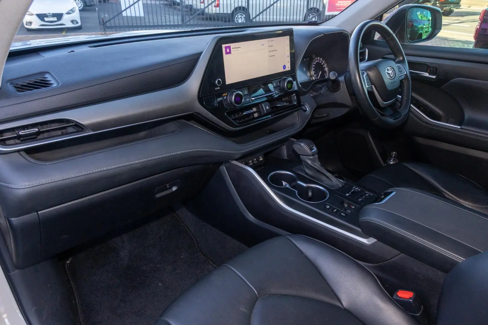 2023 Toyota Kluger Gallery Image 8