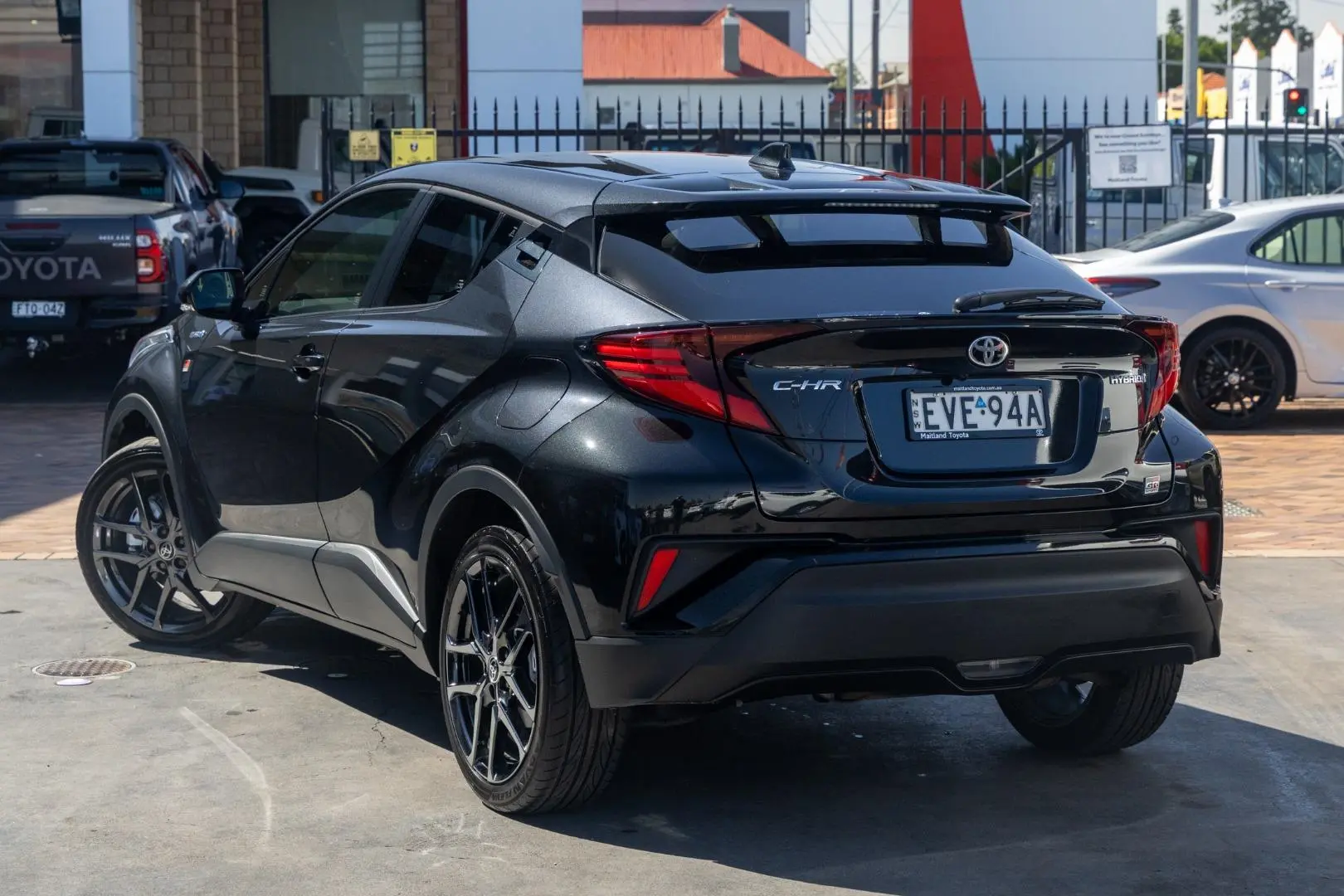 2023 Toyota C-HR Gallery Image 2