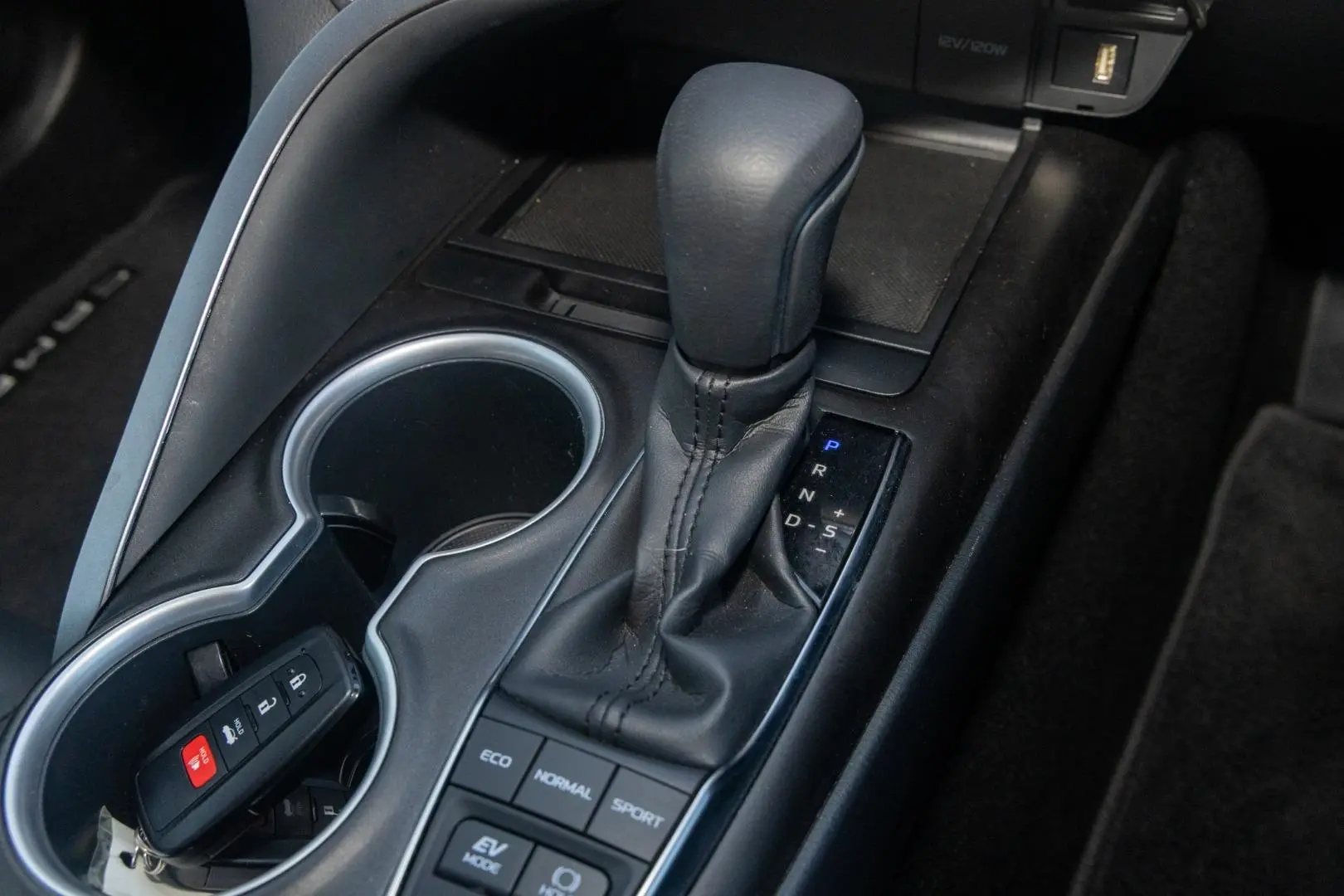2021 Toyota Camry Gallery Image 17