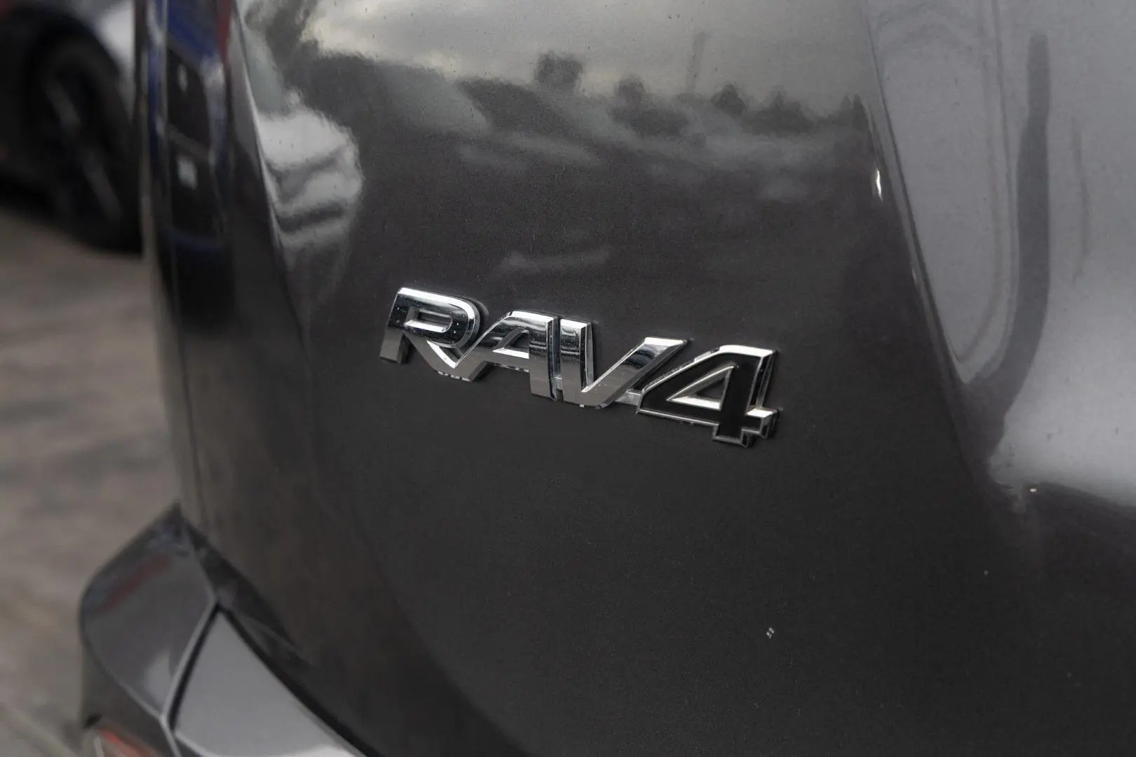 2017 Toyota RAV4 Gallery Image 20