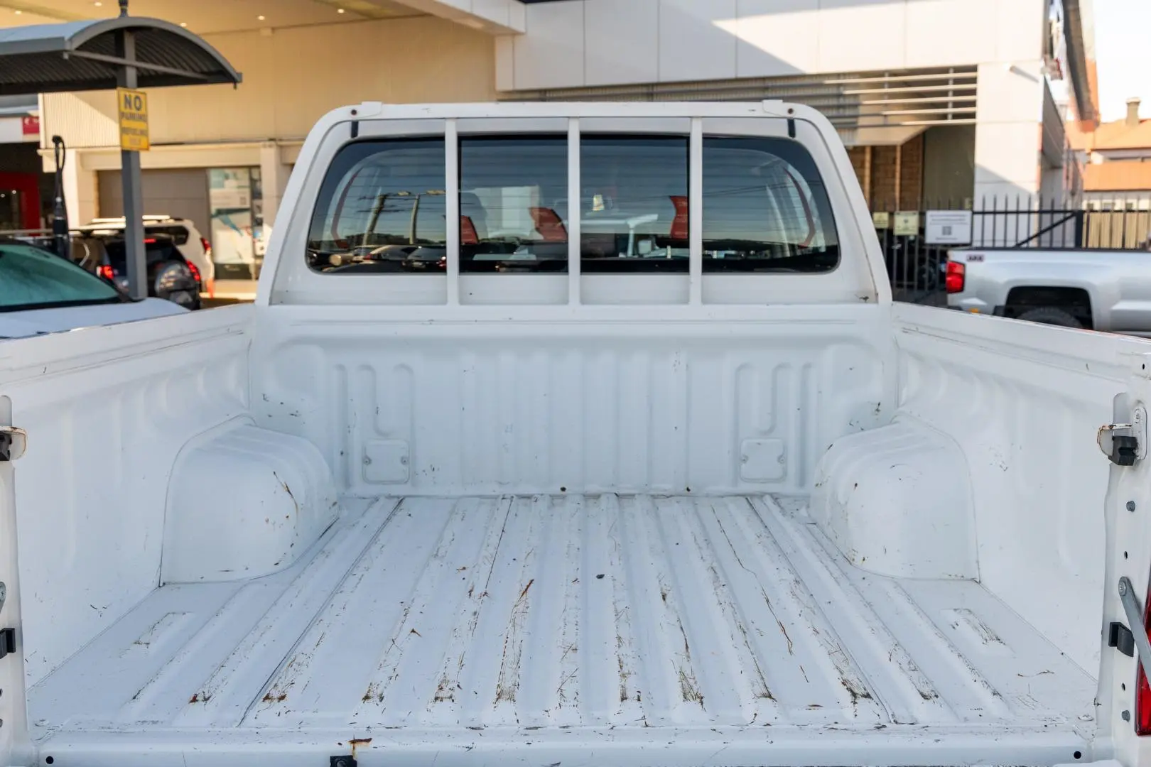 2020 Toyota Hilux Gallery Image 19