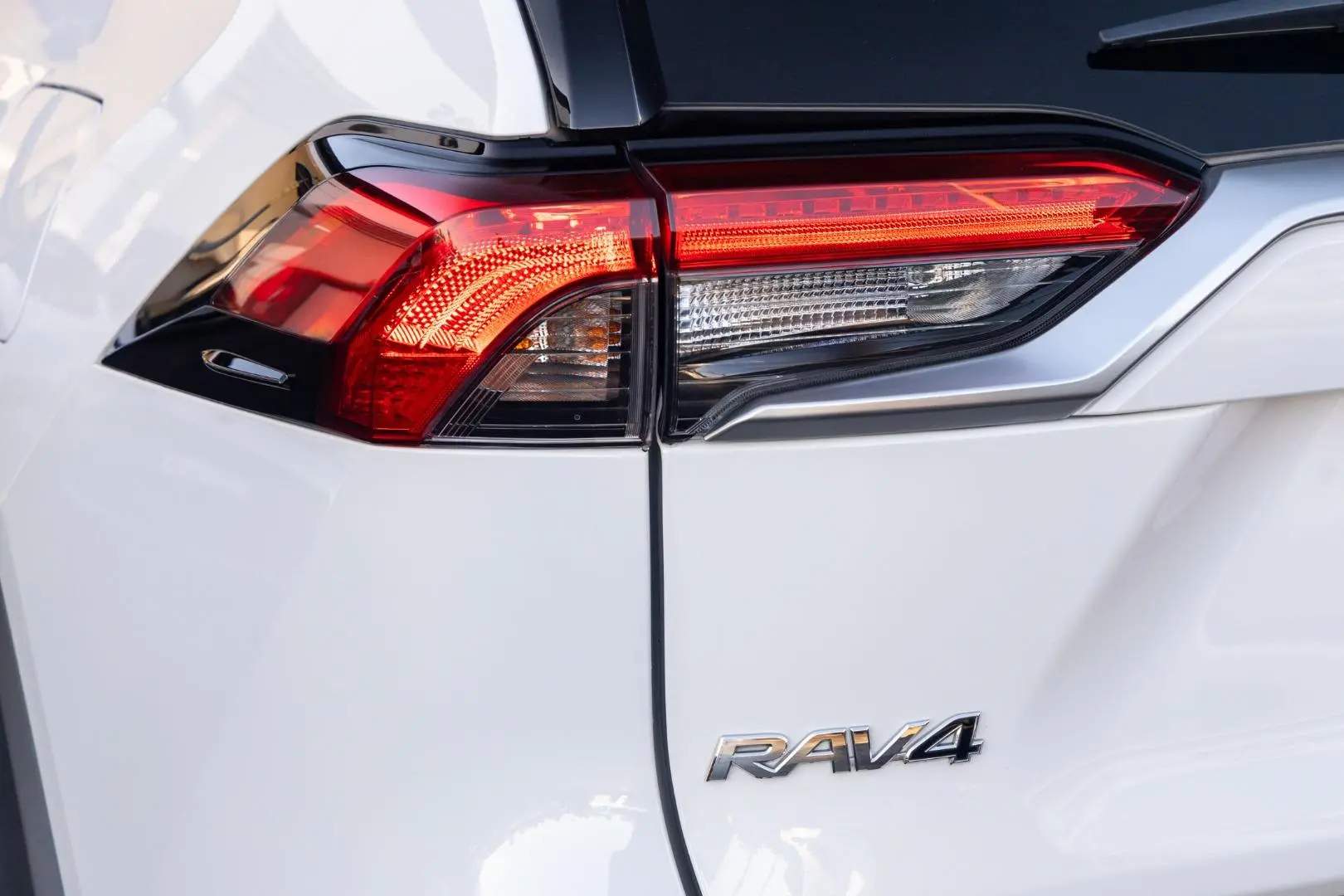 2020 Toyota RAV4 Gallery Image 20