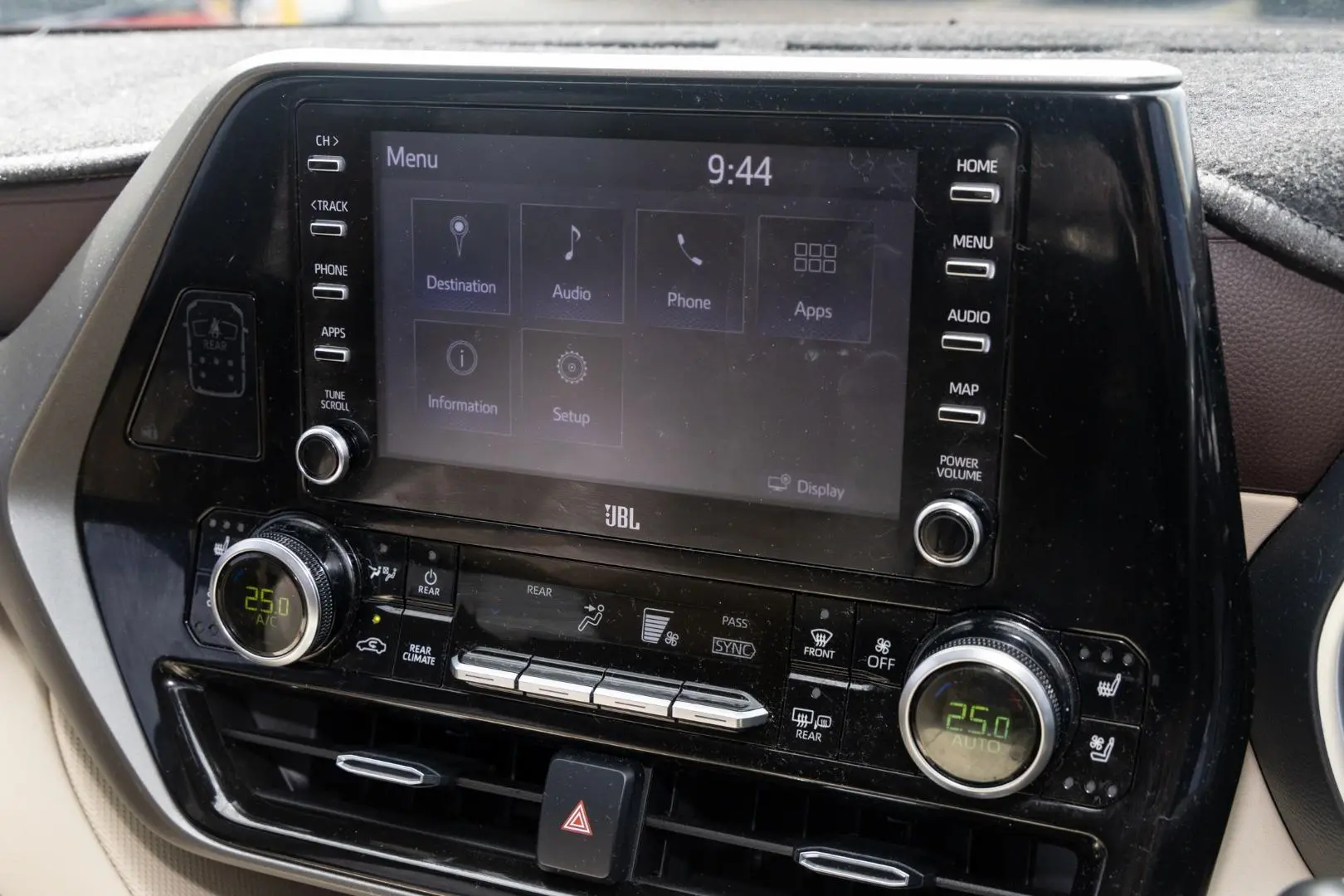 2022 Toyota Kluger Gallery Image 16