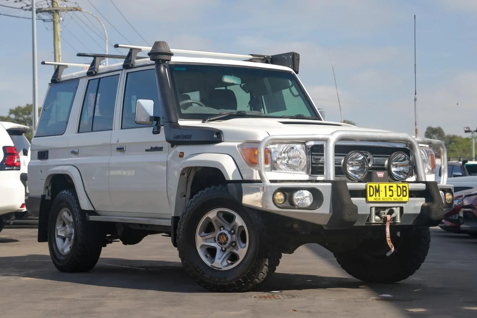 2013 Toyota Landcruiser Gallery Image 1