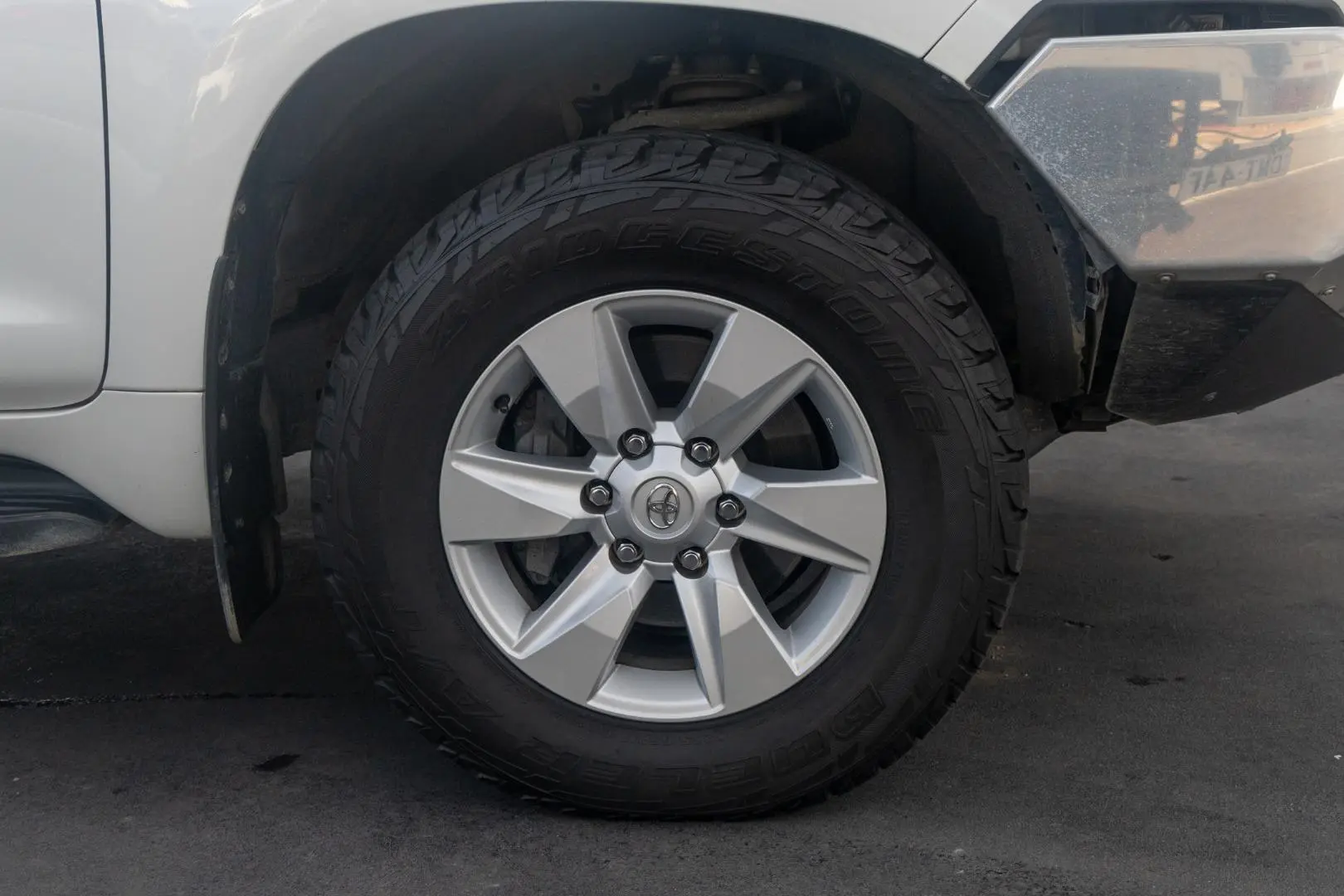 2019 Toyota Landcruiser Prado Gallery Image 22