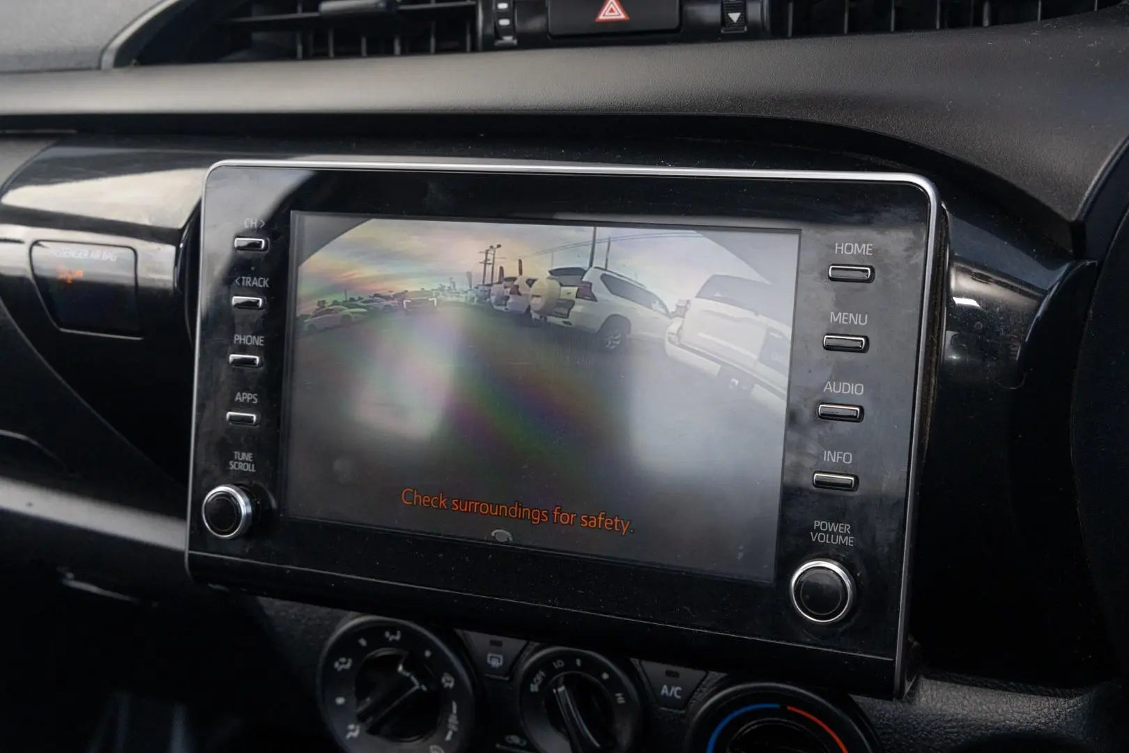 2021 Toyota Hilux Gallery Image 14