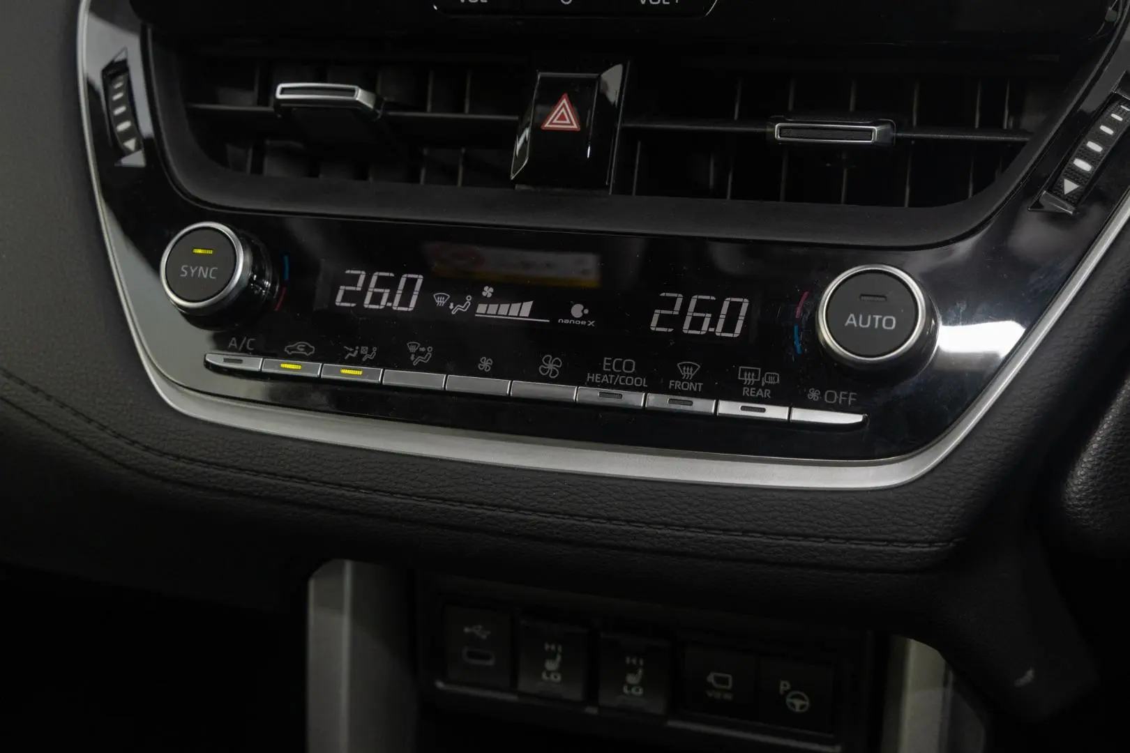 2024 Toyota Corolla Cross Gallery Image 16