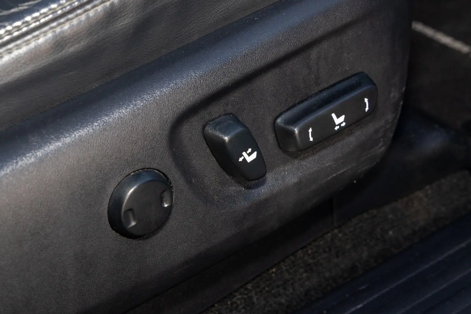 2019 Toyota Landcruiser Prado Gallery Image 19